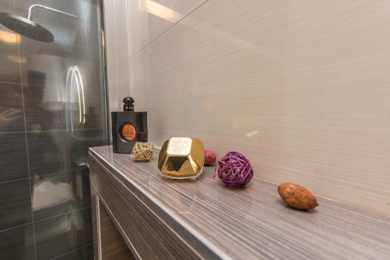 Apartmani Malis Ražanj エクステリア 写真
