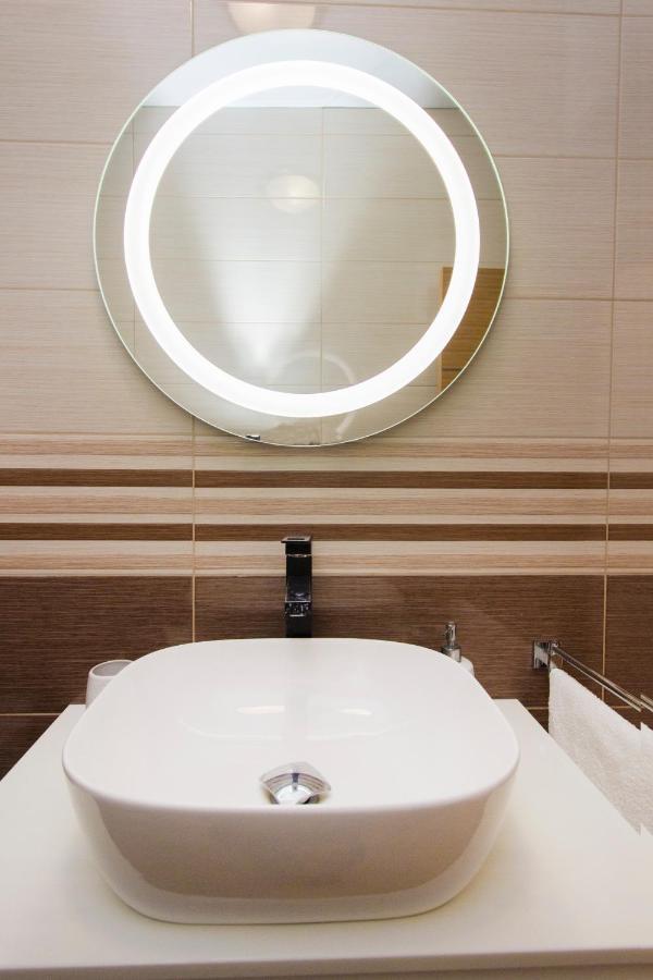 Apartmani Malis Ražanj エクステリア 写真